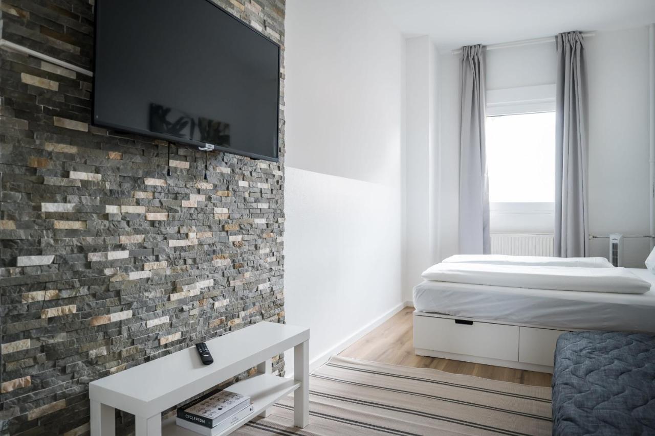 Spacious Apartment In Berlin Mitte For 6 Dış mekan fotoğraf