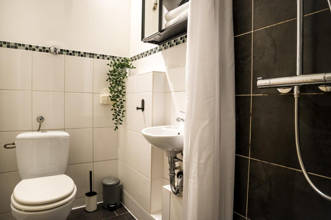 Spacious Apartment In Berlin Mitte For 6 Dış mekan fotoğraf