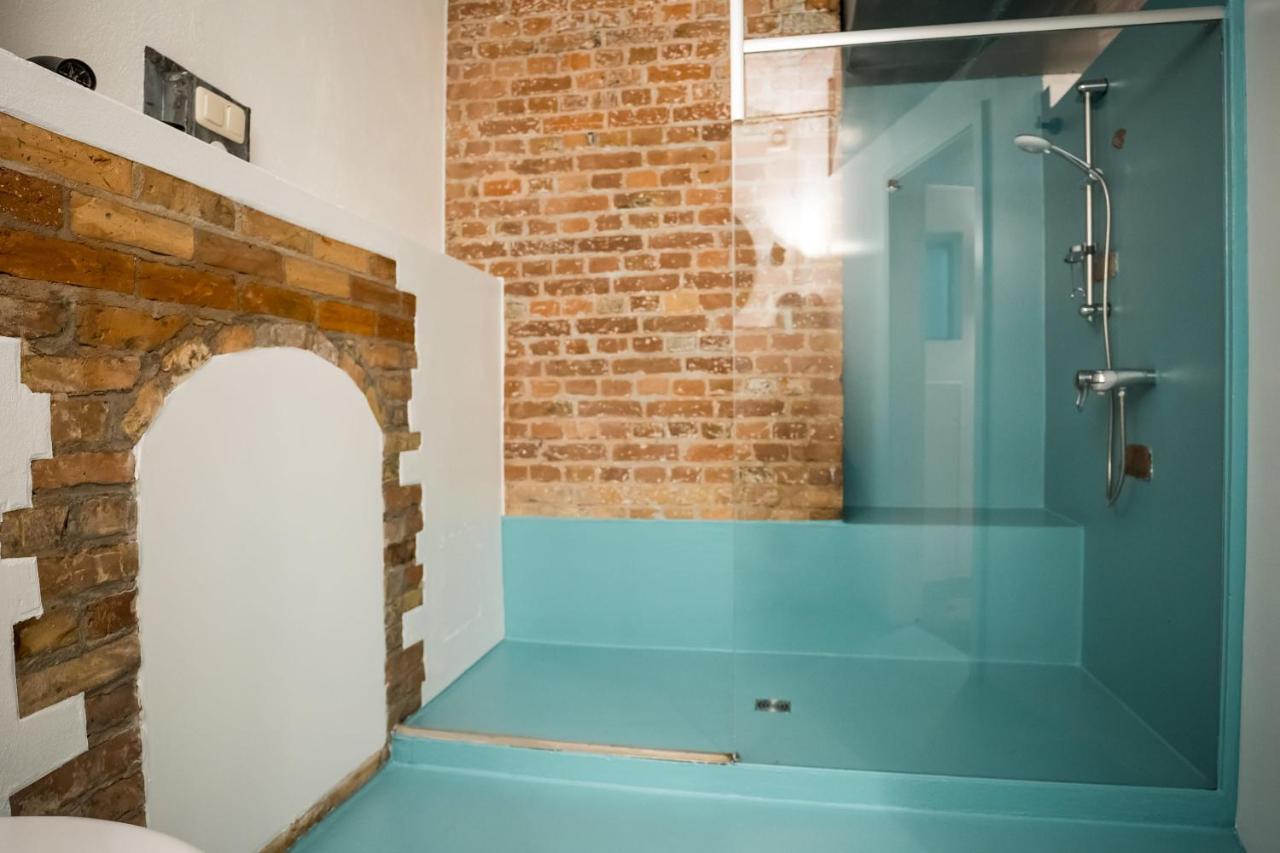 Spacious Apartment In Berlin Mitte For 6 Dış mekan fotoğraf